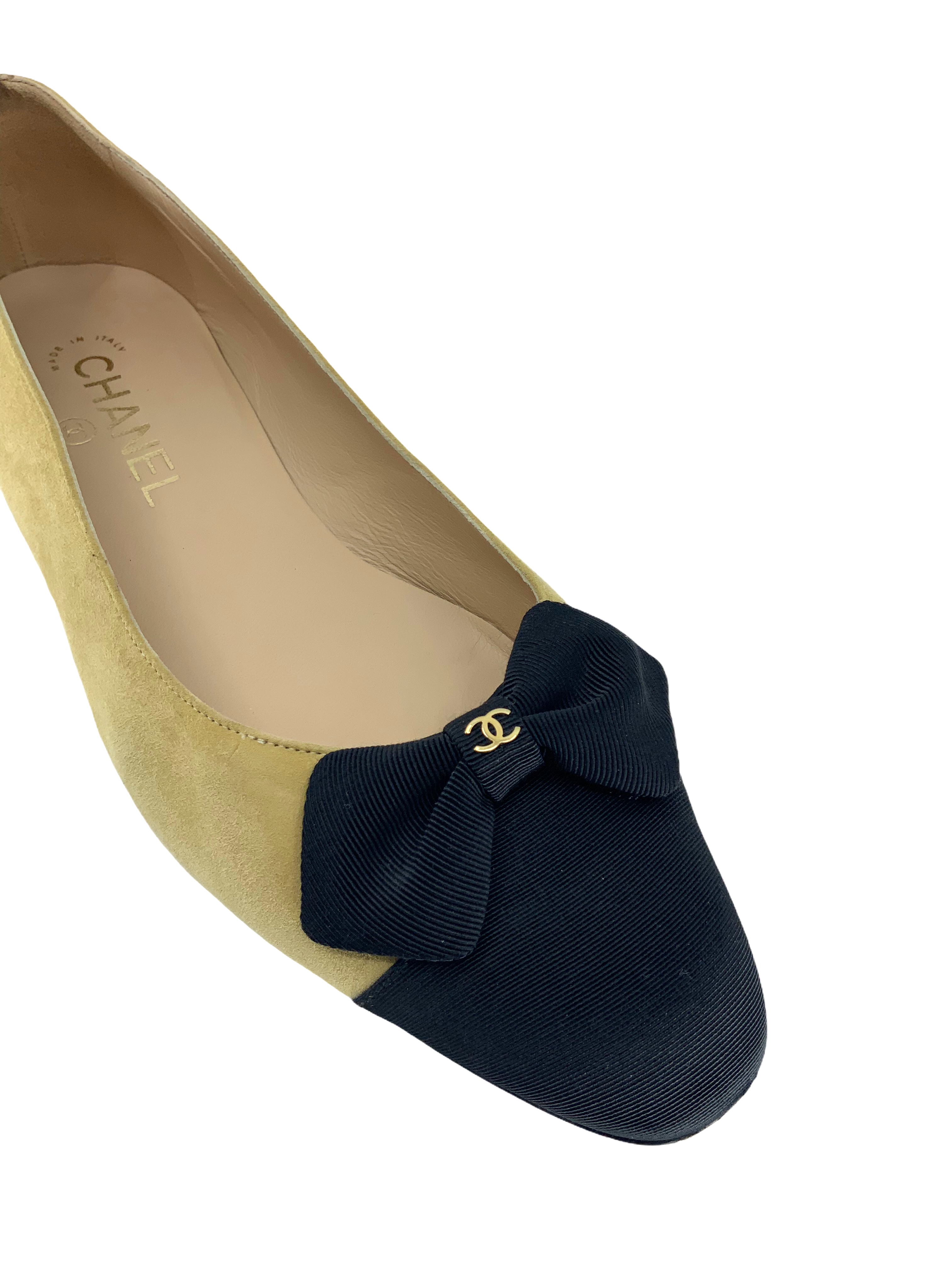 Chanel Suede Grosgrain Bow Cap Toe Pumps Size 9