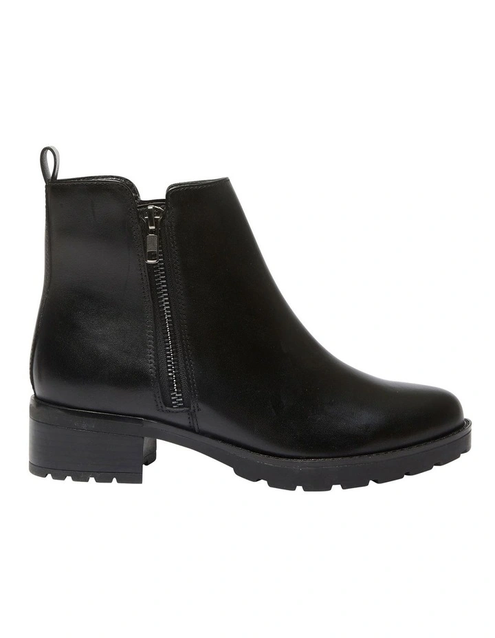 Indigo Leather Boots in Black