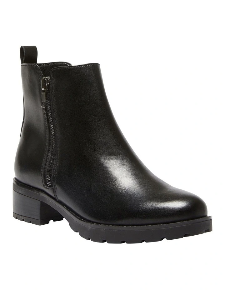 Indigo Leather Boots in Black