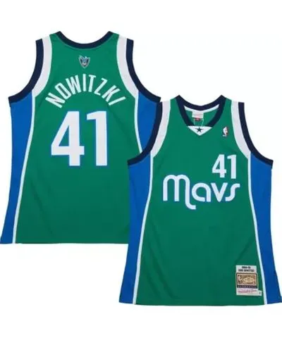 Mitchell & Ness Men's NBA Dirk Nowitzki Dallas Mavericks 2004/05 Hardwood Classics Authentic Jersey