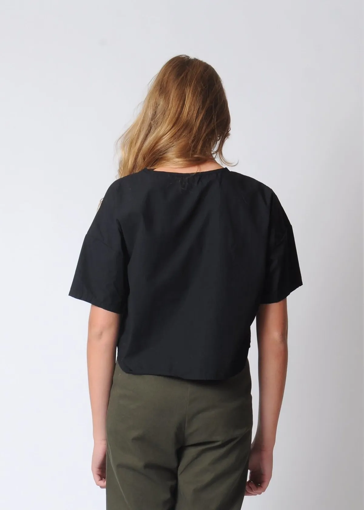 Pullover Top - Black