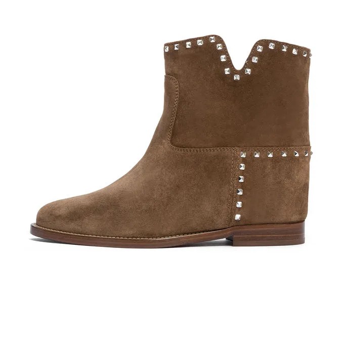 SUEDE ANKLE BOOTS WITH STUDS Woman Martora