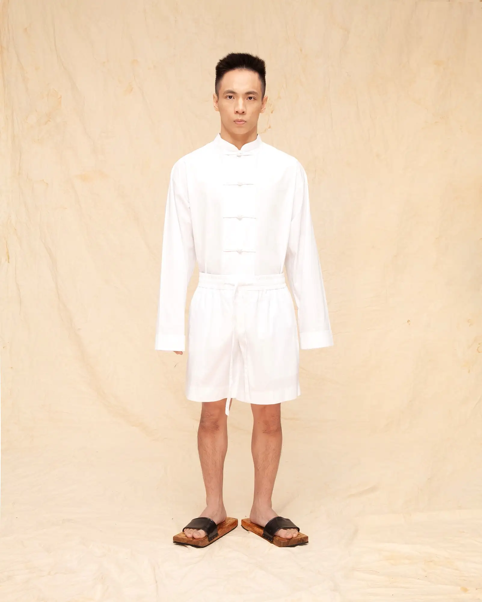 Tang Suit Pendek (White Cotton)