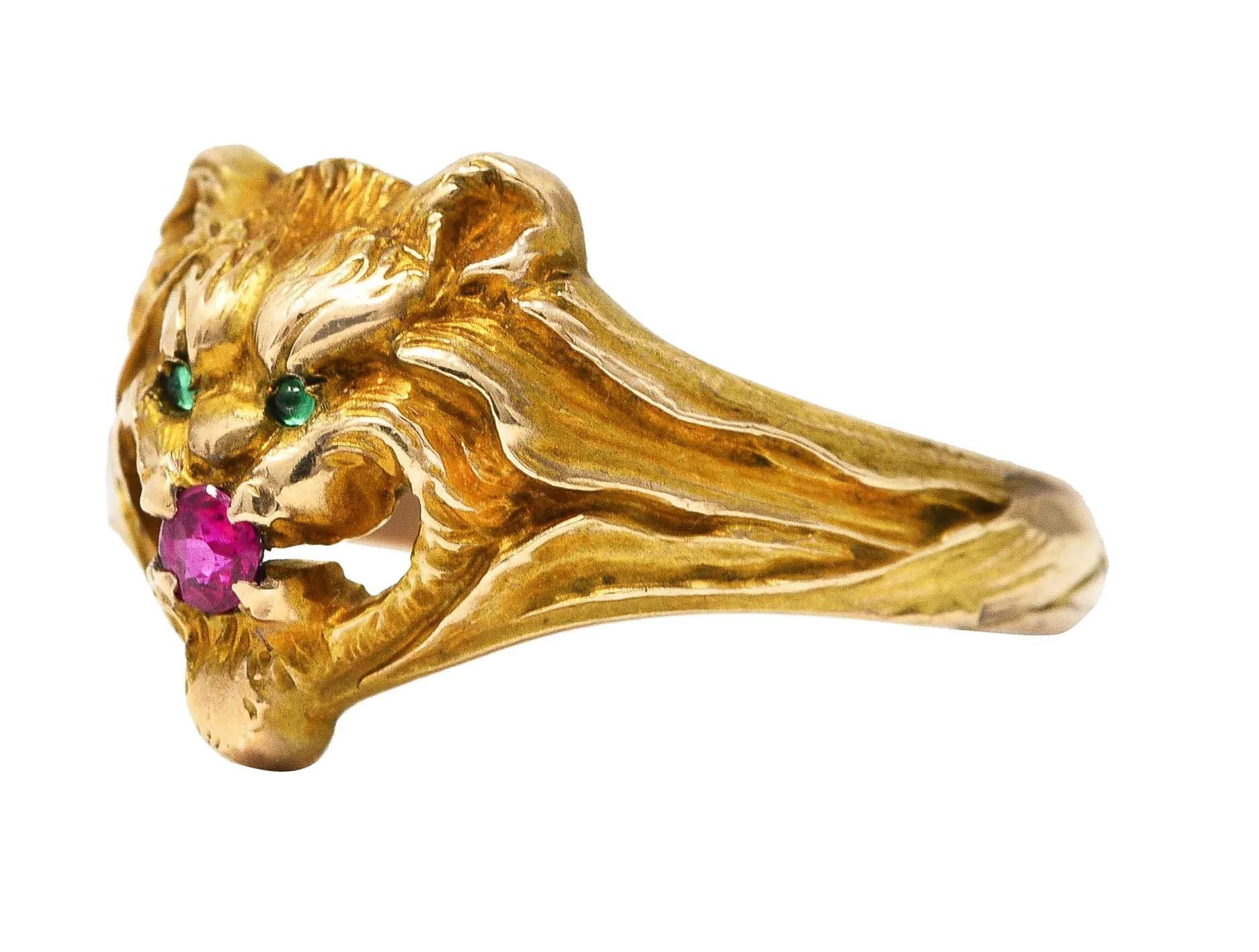 Victorian Emerald Ruby 14 Karat Yellow Gold Lion Grotesque Antique Ring